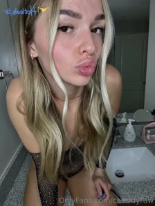 Cassidyraw - Where would you kiss me first