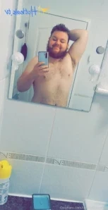 Daddyybearrfree - Trying to get fitter and bigger everyday