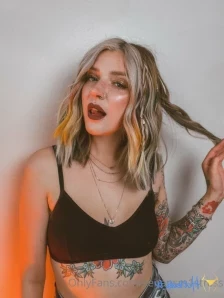 Brookes_world - Want me to drop it low for you baby