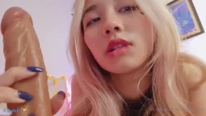 Irisadamsone - Can I tell you a little secret