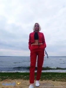 Helenadolphin - I need your hands on my ass Juicy enough for you part 2