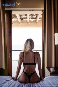 Chelseawavesvip - Work from home vibes for hump day are you stuck in