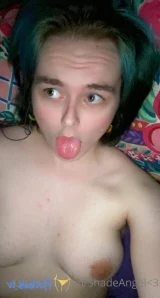 Shadeangel - I put on my heels and took some pics for y all Raise your