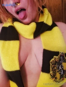 Captain_nemoe - Some booty wiggles for your Monday morning I LOVE the