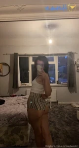 Emmaedwards1 - Got my nipples pierced do you want to see Tip 3 to get