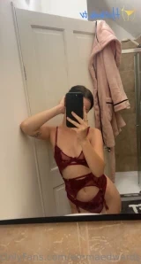 Emmaedwards1 - Spreading my cheeks for u