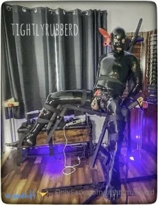 Tightlyrubberd - the trapped in latex gimp was locked in his silver