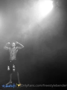 Freestylebender - Fuck with me you know I got it All these moments