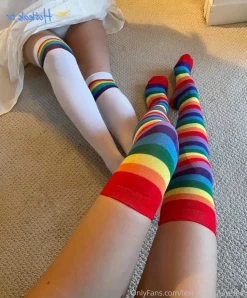 Lexi_sarah_lovefeet - Coming off nice and slow