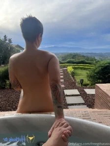 Freegthatass - I m in Costa Rica and my skin is glowing I m happy I m