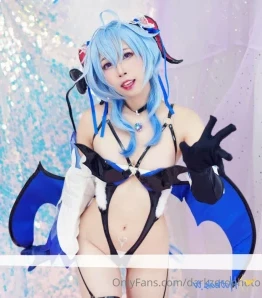 Darkzerophoto - Ako Blue ArchiveElisiss CosplayRating 15 non NudeTHANK