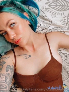 Lottienovafree - Red lingerie is my favourite