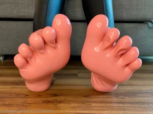 Rinavolpina - Pink Latex Drone Beep boop how may this drone best serve part 2