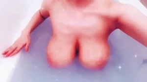 Hitomi_official - Hello there wyd