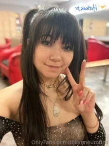 Tokyoneurotica - i filmed this full nude video this morning don t