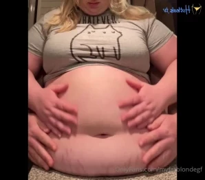Myfatblondegf - Fat Princess vibes