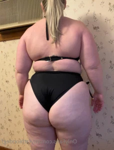 Myfatblondegf - Who needs shorts that fit anyway I watched her