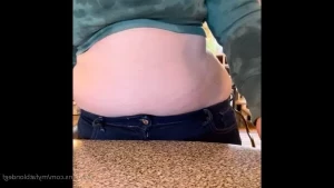 Myfatblondegf - Her stomach got so fat she now has a belly upskirt in