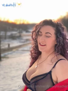 Nerdysexyteacher - Here s a little topless treat for your Friday