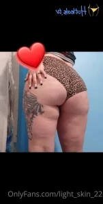Light_skin_22 - Ask me about my spoil me packages
