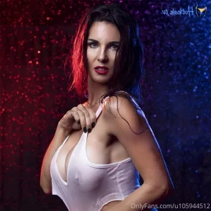 U105944512 - Here is a few topless pics and a short video from my