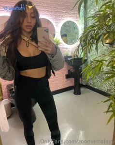 Zoomerhaleyy - do you love free stuff like all my posts every single