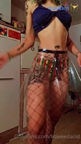 Liqweedacid - it was tough to put this skirt together buuuutt worth