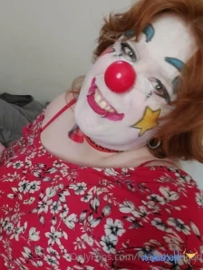 Majorredhead - Cheeked up like crazy