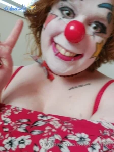 Majorredhead - Hey all new pics coming soon I promise