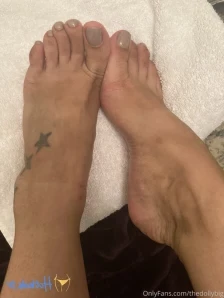Thedollybig - Comment if you love stockings part 2