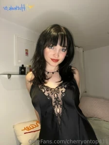 Cherryontop411 - What do u think of this outfit
