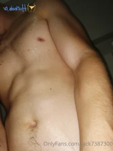 Jack7387300 - Tell me how my cum looks on my body