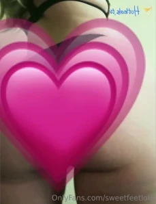 Sweetfeetlola - omg i love saturdays i think im gonna go shake that