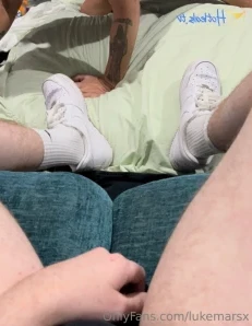 Lukemarsx - Should I sit on your face