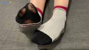Footsiewithkitty - Throw back to when it was sunny Warming my toes in