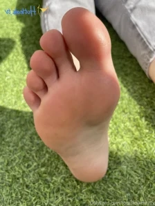Footsiewithkitty - Cleaning my dirty smelly feet in the shower Getting