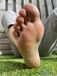 Footsiewithkitty - Dildo footjob I was feeling frisky but had no one