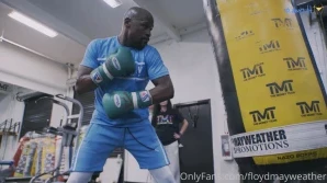 Floydmayweather - It s a movie every night at Girl Collection The best