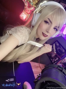 Bldrvn - I just woke up and wanted to try this meme thing lol How are