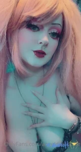 Angeldustdollie - if i made an amazon wishlist would you guys buy from