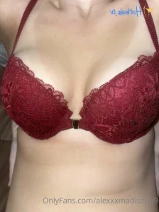 Alexxxmadison69 - Working on building up some bikinis Let me know what