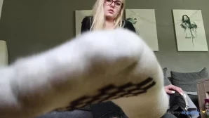 Emmyfeetandsocks - Oily soles just hit different