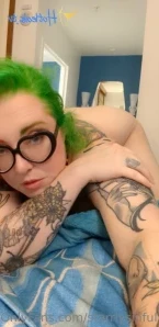 Starrlysinful - Want to see more pussy I definitely saw some over at