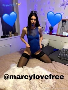 Arianapetitte - my perfect feet kinky toes and sexy soles are waiting