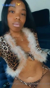 Leonoranicole - Filter or no filter FACECARD never declines WhatWaist