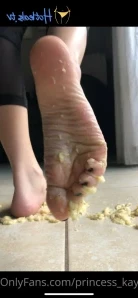 Princess_kayylaa - Getting my soft oily soles covered in cum