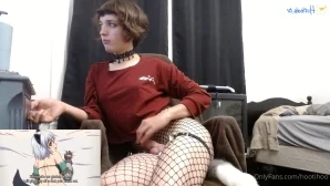 Hootihoo - hey dudes x x sorta forc3d into a vacation rn not my choice