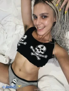 Fluffyhelga_free_page - hi guys