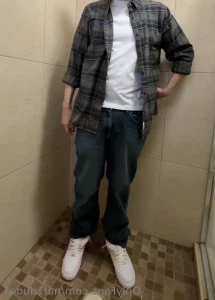 Naf1dude1 - Who s gonna get into shower with me