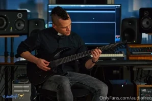 Audiofreq - When I thought I could pull off a Darren Style press pic